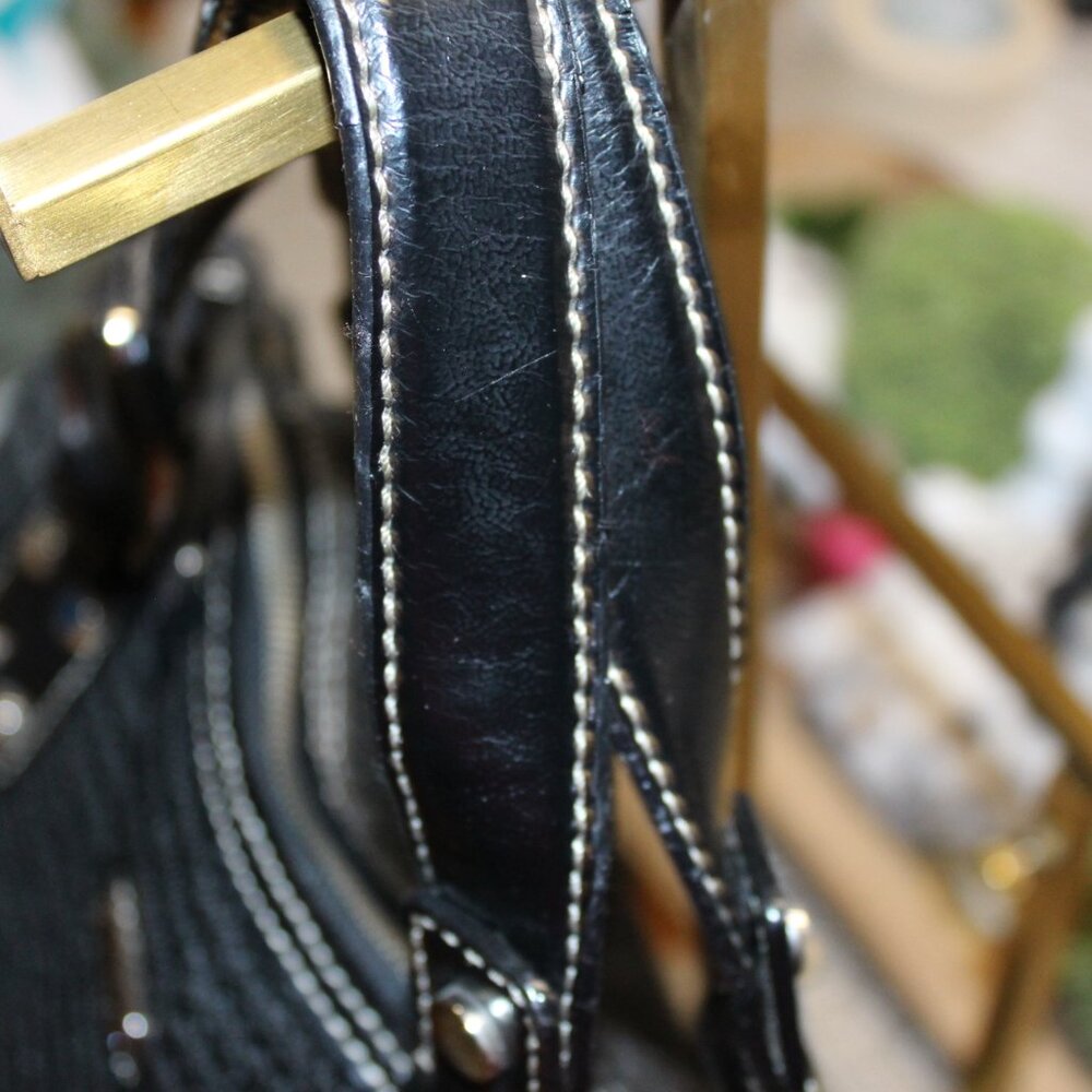 The Sak Crocheted Crossbody Purse BOHO look - Picture 8 of 15